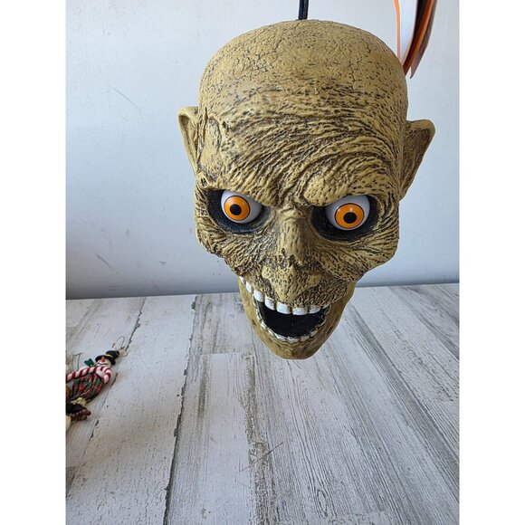 Vintage seasonal visions chattering zombie Halloween animated light up funny dec - Picture 3 of 10